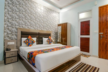 Hotel Kaanha Residency Inn By Shree Krishna Hospitality, Rishīkesh, India