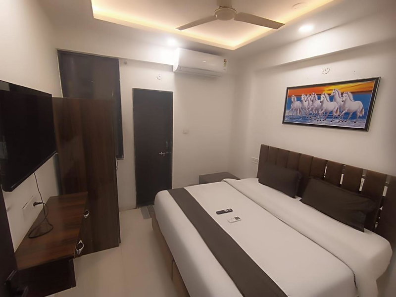 Hotel Kiwi Inn Vijaynagar Scheme 78, Indore, India