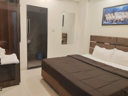 Hotel Kiwi Inn Vijaynagar Scheme 78, Indore, India