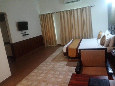 Pineland Resorts & Chalets Kasauli, Kasauli, India