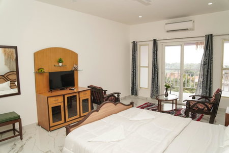Samira Sea View, Morjim, India