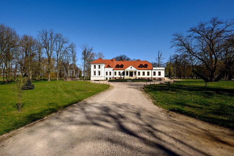 Dwór Stary Chotów, Kalisz, Poland