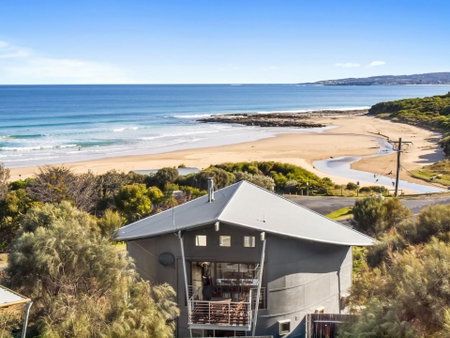 Manta Ray One, Apollo Bay, Australia