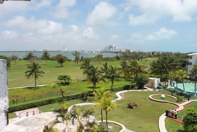Sunlight Hotel, Cancun, Mexico