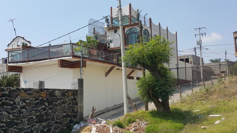 Casa Privada Con Alberca Volada, Cuernavaca, Mexico