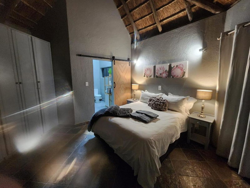 Gecko Lodge and Cottage, Mabalingwe, Warmbaths, South Africa