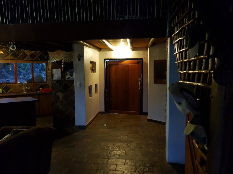 Gecko Lodge and Cottage, Mabalingwe, Warmbaths, South Africa