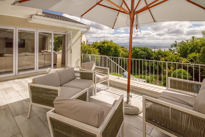 Modern double story beach house, Plettenberg Bay, South Africa