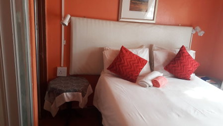 Diphororo Guest House, Moses Kotane, South Africa