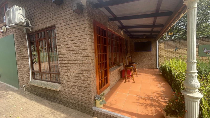 Hidden Gem Art Guesthouse , one of a kind, Germiston, South Africa