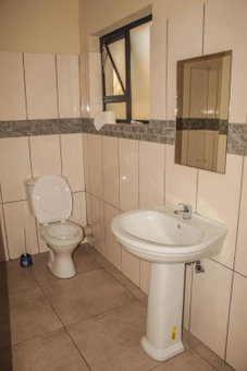 Ingwenya Guesthouse, Ermelo, South Africa