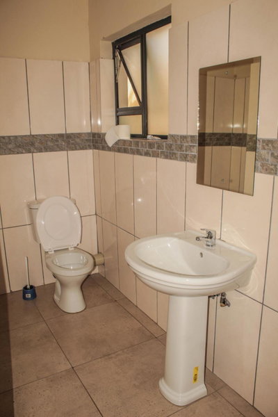 Ingwenya Guesthouse, Ermelo, South Africa