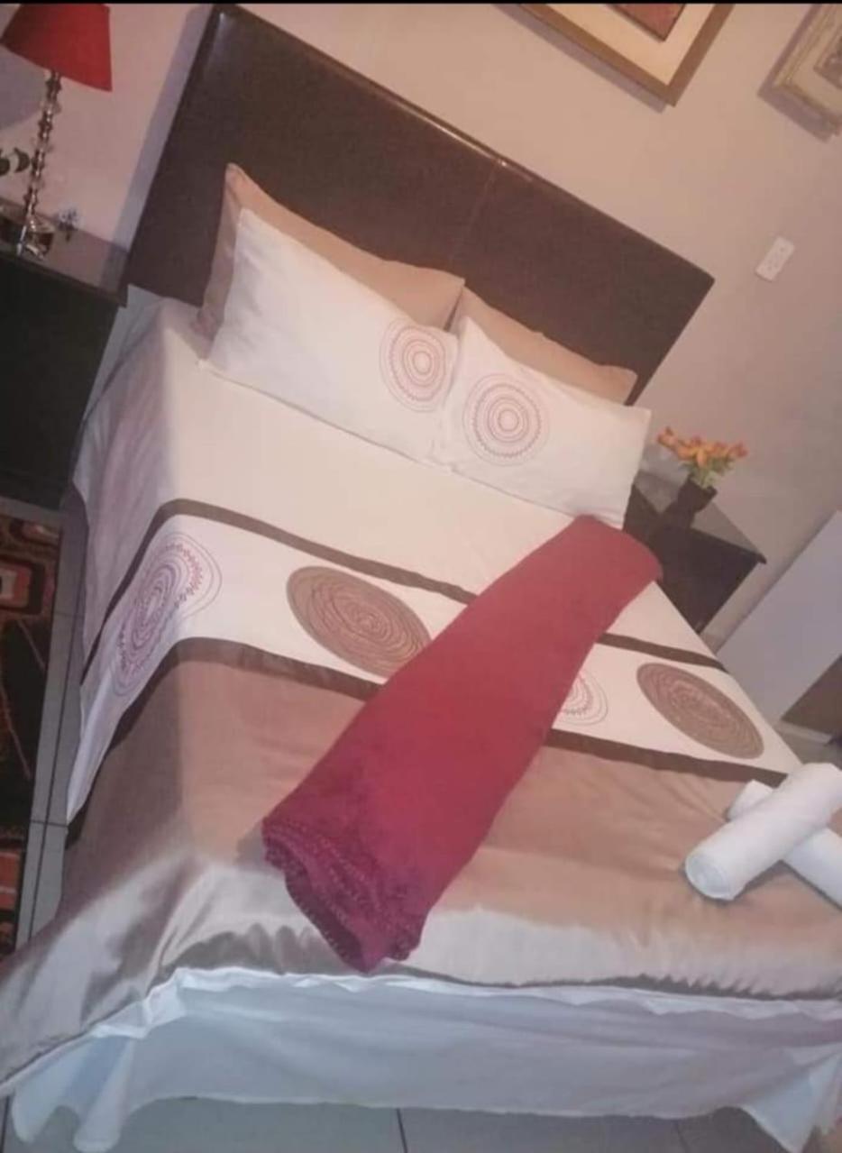 Hotel · Garden View Guesthouse Klinker, Johannesburg