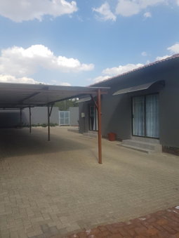 Mzet Guest House, Ermelo, South Africa