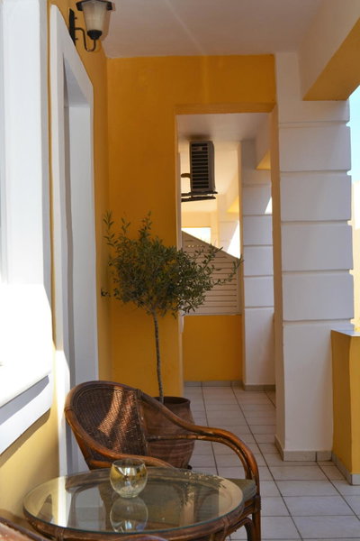 Raph's Studios-Apts By The Sea, Agia Marina Nea Kydonias, Greece
