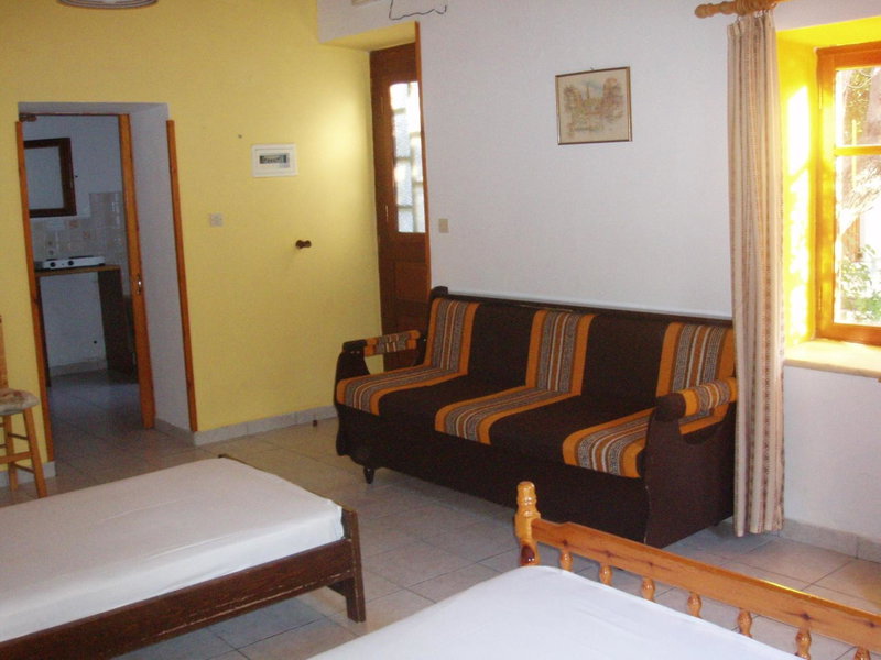 Eleni Studios & Apartments, Mithymna, Greece