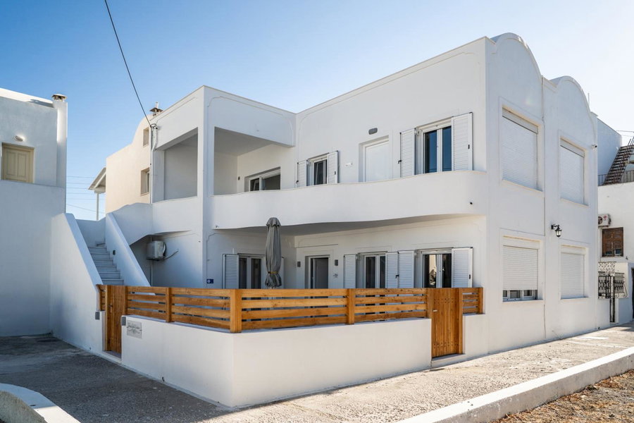 Thira Gold Suites, Fira, Greece