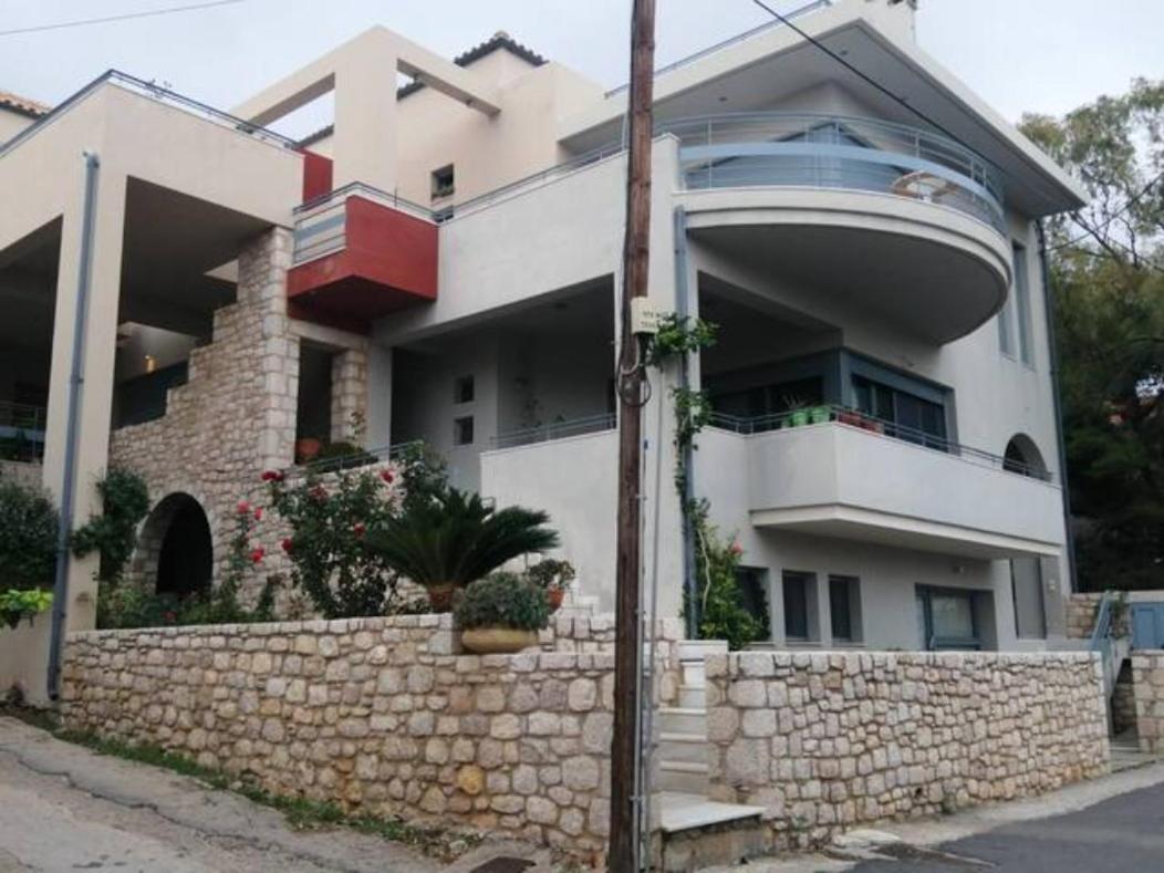 Monemvasia Modern Flat with Panoramic Sea View, Greece
