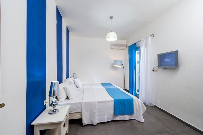 Angela Studios Apartments, Sissi, Greece