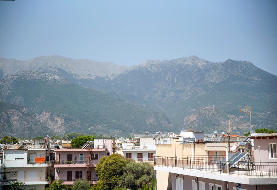 C3 Modern Spartan Apartment, Sparti, Greece