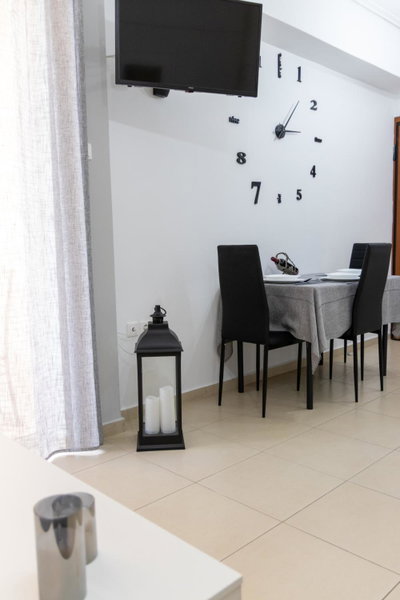 C3 Modern Spartan Apartment, Sparti, Greece