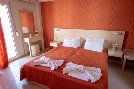 Oniro Rooms & Suites, Leptokaria, Greece