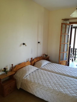 Tony studio & apartments, Laganas, Greece
