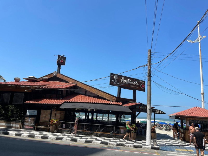 Lindo Apto Guarujá 50m da Praia das Pitangueiras, Guarujá, Brazil