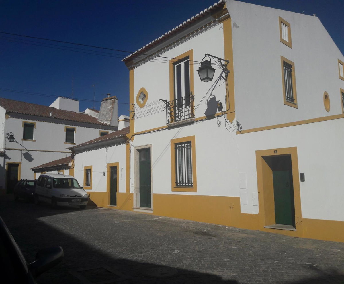 Casa do Beco do Beiçudo centro de Evora, Portugal