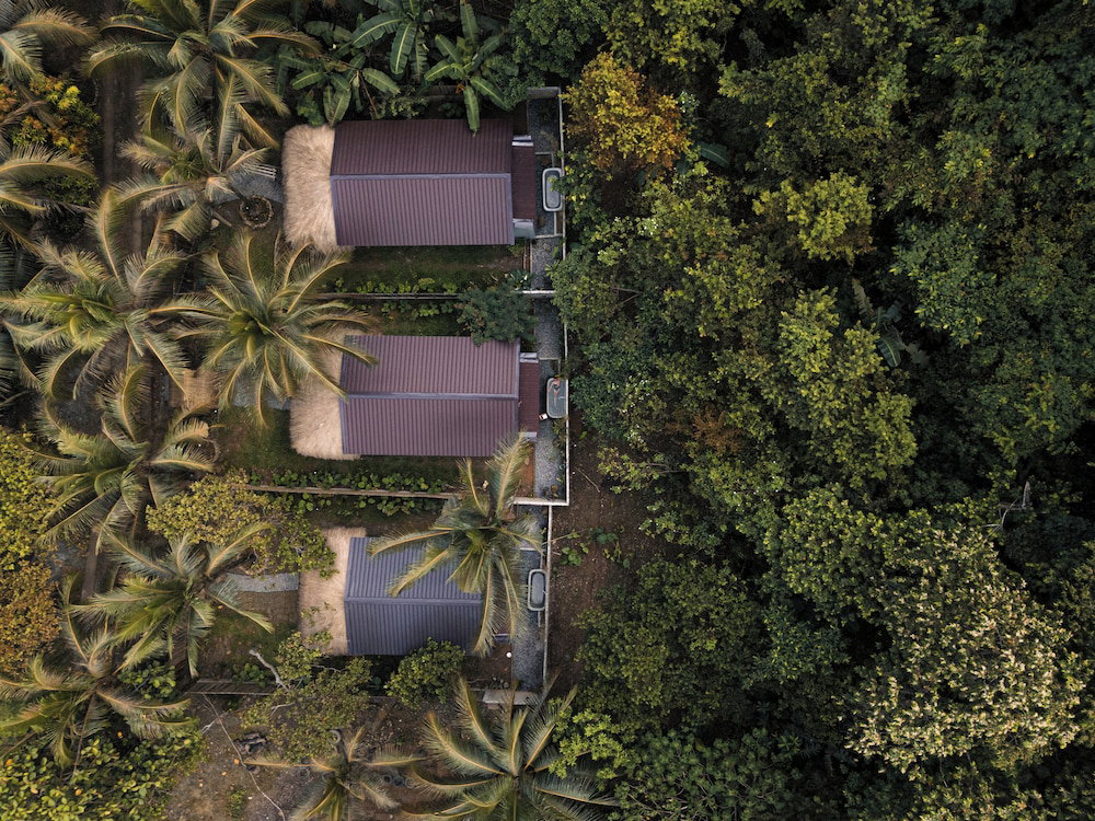 Inigtan Lio Villas, Philippines