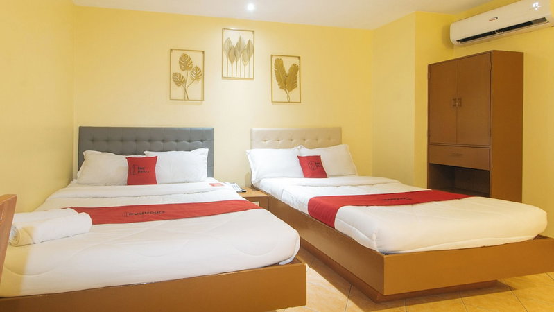 Reddoorz at Comfy Inn Ermita Manila, Manila, Philippines