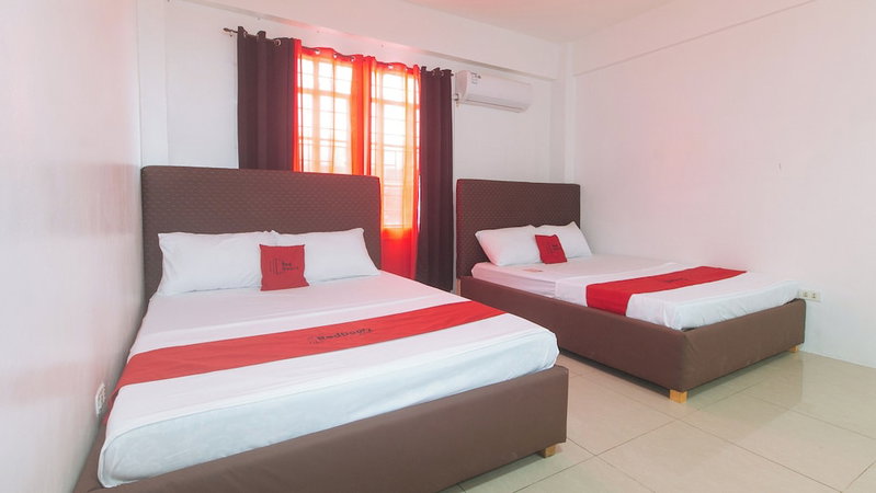 RedDoorz at Najar Residences near NAIA, Pasay, Philippines