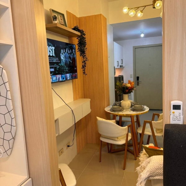 Fourth's Jazz Cozy Pad, Makati, Philippines