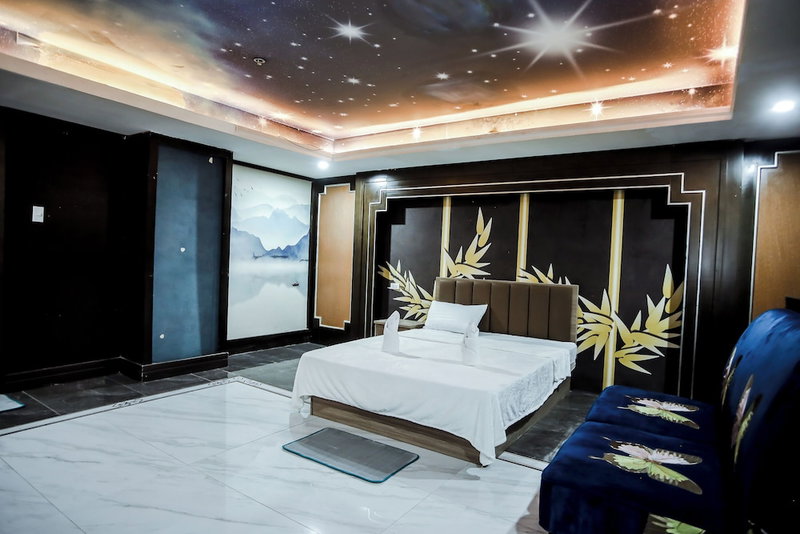 Underskies Spa and Hotel, Parañaque, Philippines