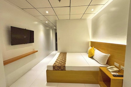LuxeLite Suites Pasay, Pasay, Philippines