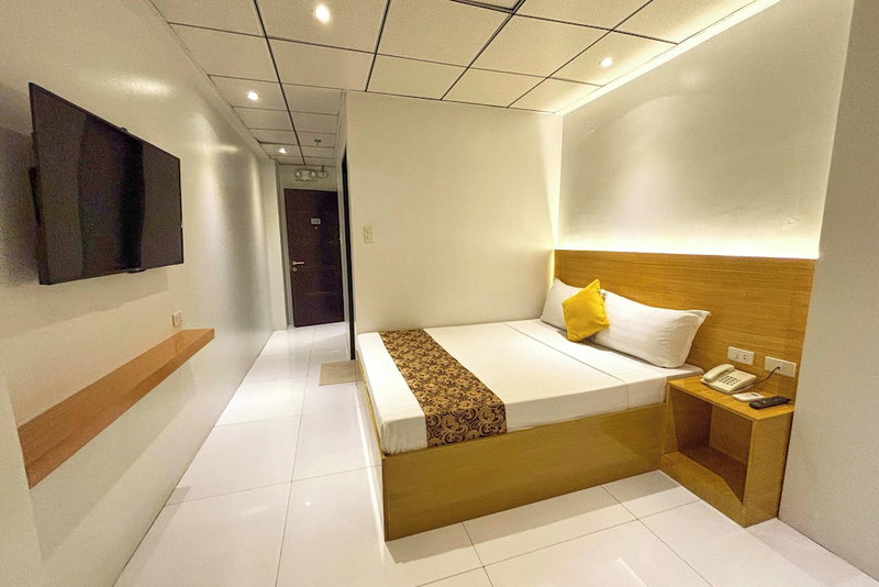 LuxeLite Suites Pasay, Pasay, Philippines