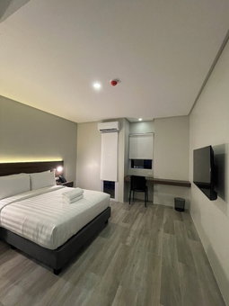 Mango Suites Angeles, Angeles City, Philippines