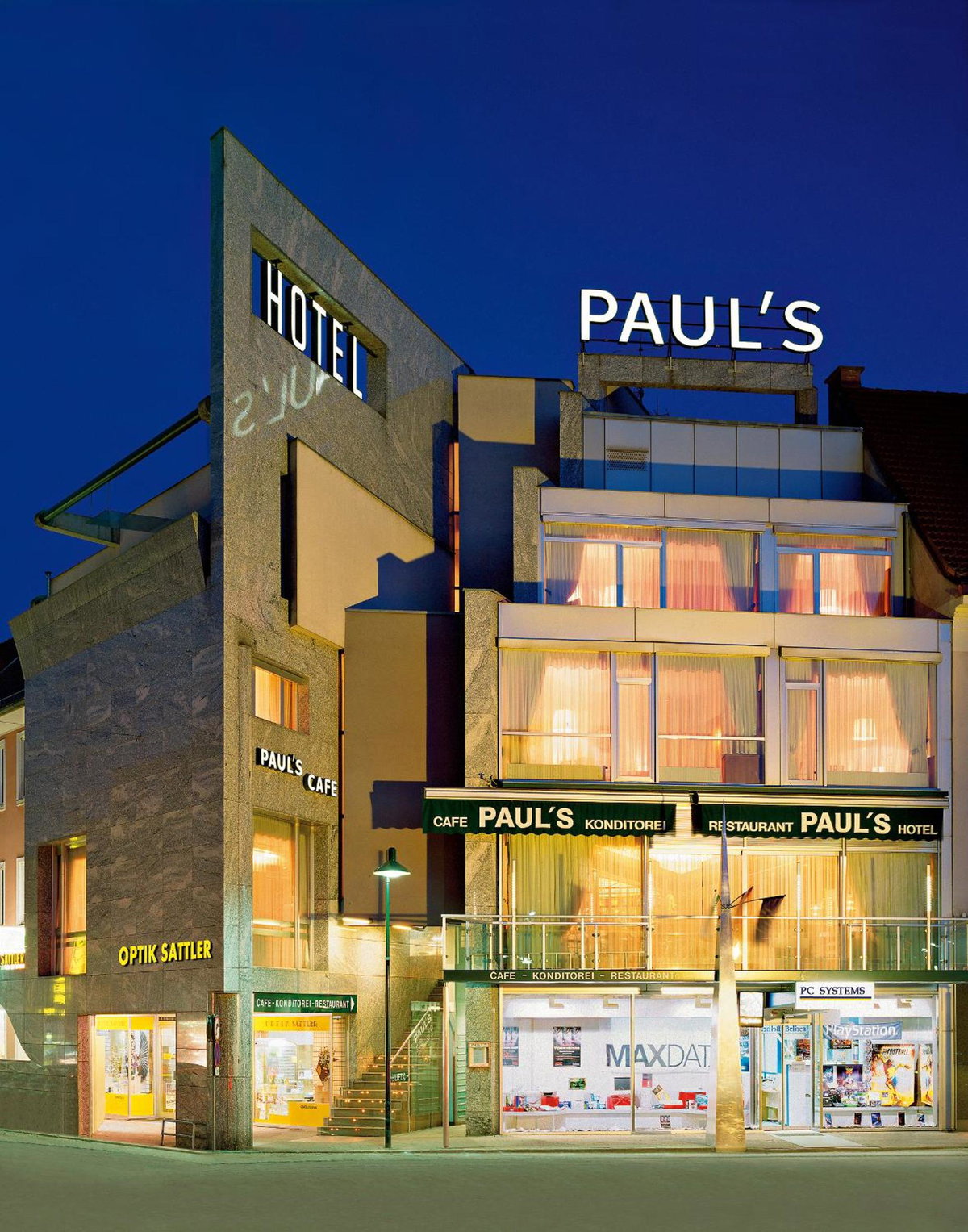 Paul's Hotel, Austria