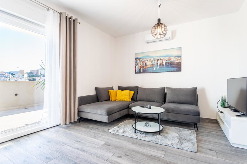 Luxury penthouse Papic with jacuzzi & the view, Split, Croatia