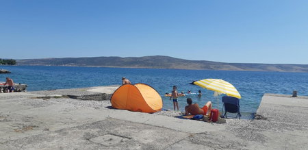Apartment Ante and Dijana, Starigrad-Paklenica, Croatia
