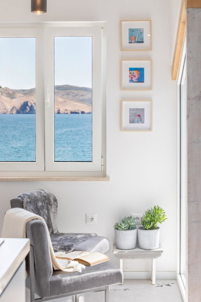 Seafront Baska Apartment, Baška, Croatia