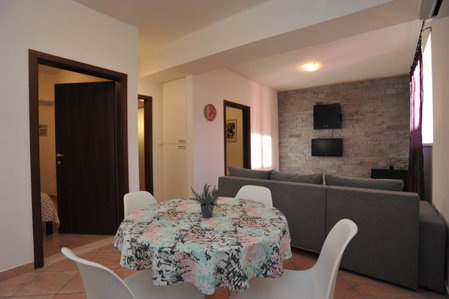 Apartments Pepi, Kaštela, Croatia
