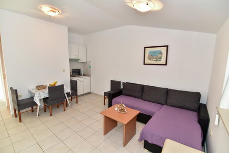 Apartmani LUNA, Vir, Croatia