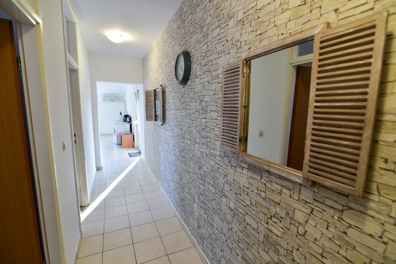 Apartmani LUNA, Vir, Croatia