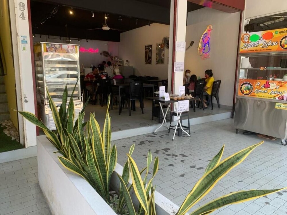 Hotel · OYO HOME 90647 Mac Inn 94, George Town