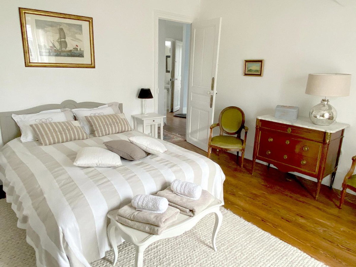 Les Chambres de LOUIS, France
