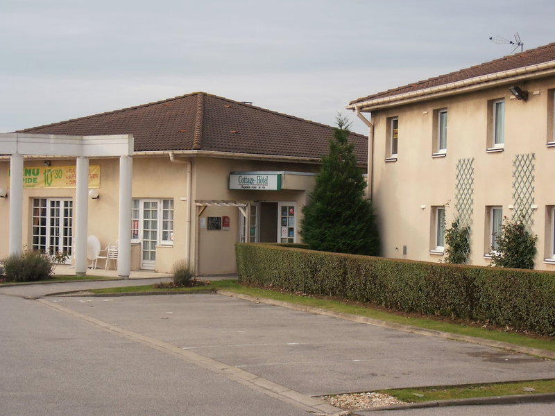 Logis Cottage Hotel Calais, Calais, France