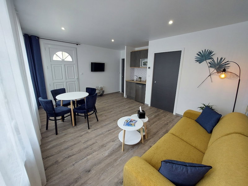 Logis Loire Hotel, Gennes-Val-de-Loire, France