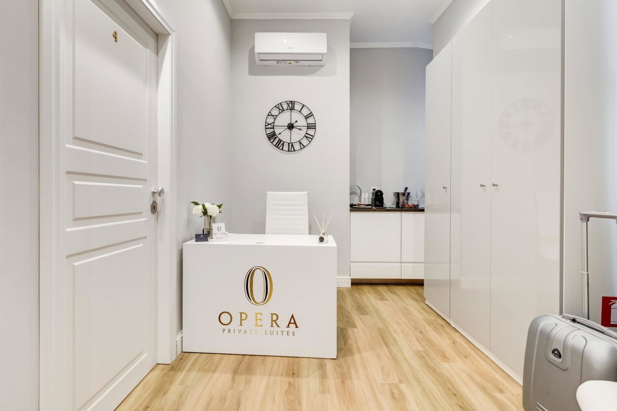 Opera Private Suites by Premium Suites Collection, Italy