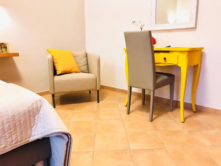 A DUE PASSI temporary apartment, Trani, Italy